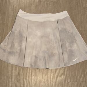 Nike Women's Dri-FIT Club Printed Pleated Skirt Sz L